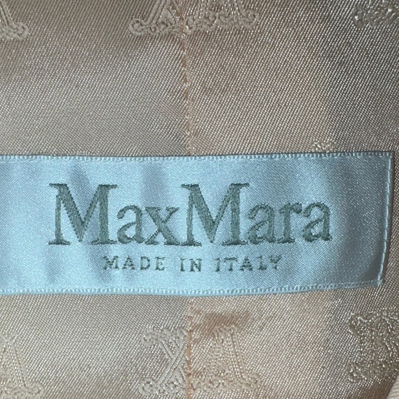 MaxMara Peach Double Breasted Button Front Virgin Wool Blazer Jacket; Size 10 - Picture 11 of 15